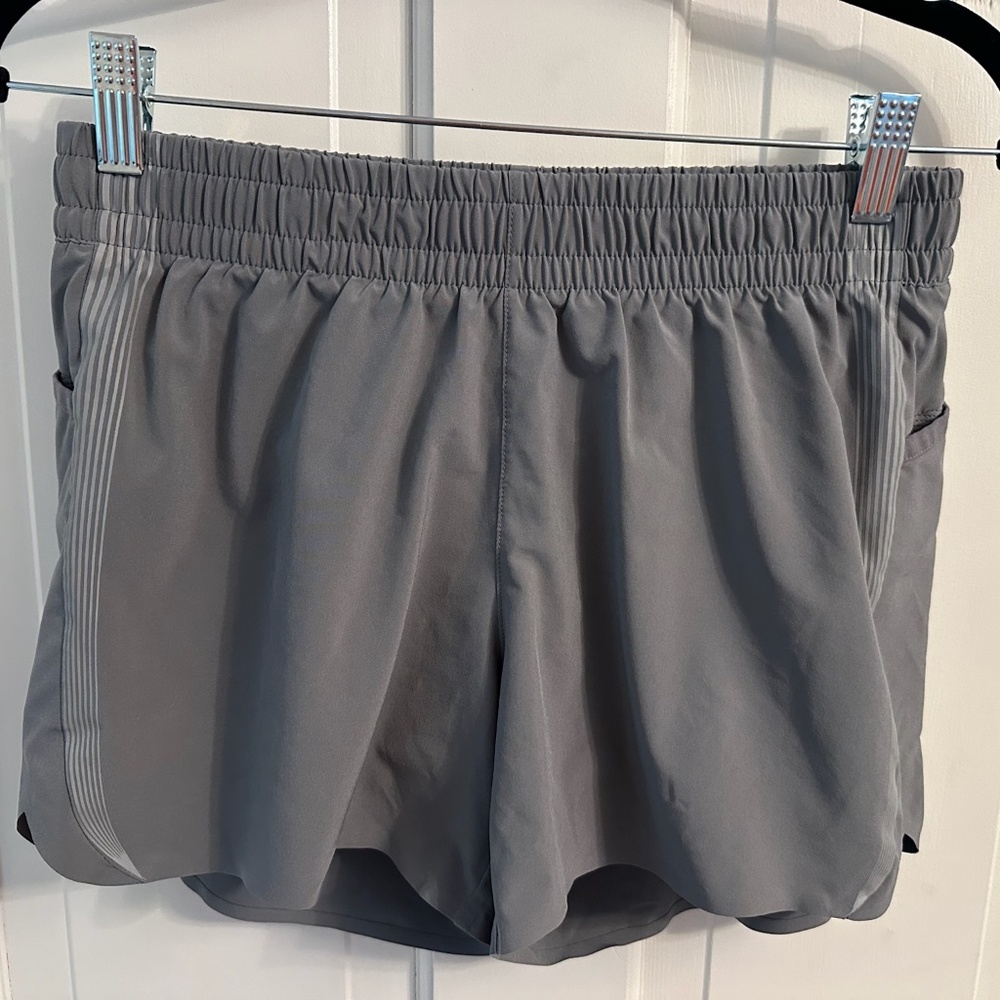 Athleta Girl Get in the Game Short, XXL/16, Cobblestone Grey